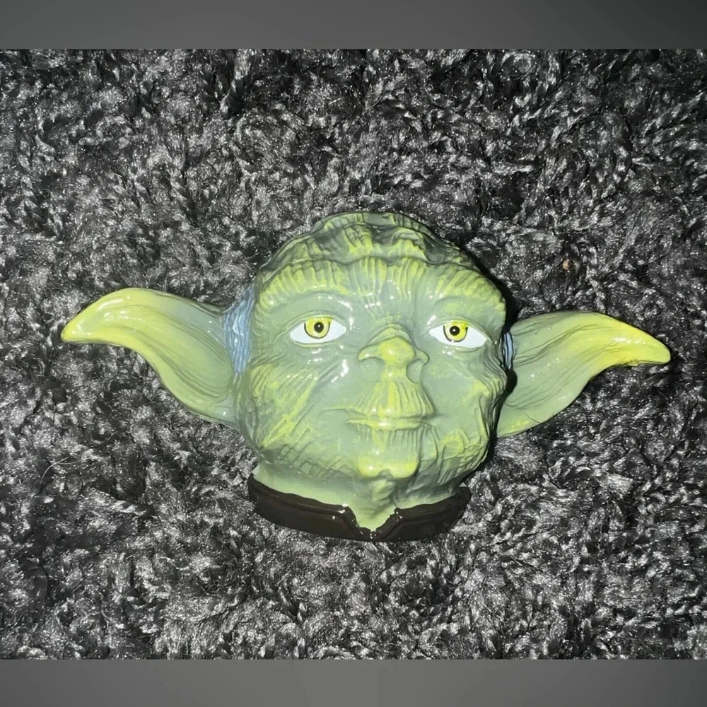 New Star Wars Yoda Head Belt Buckle